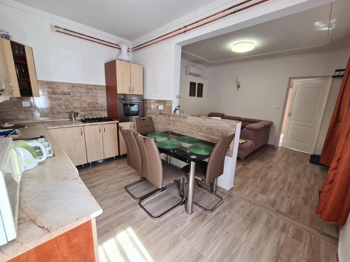 Kriszta Apartman Balatongyorok Exterior photo